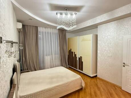 8 Noyabrda 3 otaqlı yeni tikili mənzil kirayə verilir, 120 m², 1 100 AZN/ay, şəkil 5 / 12