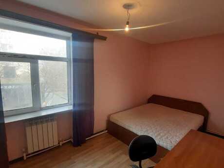 2 otaq · 90 m² · 2/5 mərtəbə, Elmlər Akademiyası