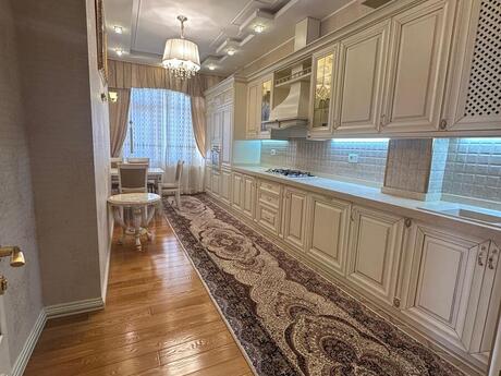 6-room new-build apartment for sale in 28 May, 250 m², 885 000 AZN, photo 5 / 12