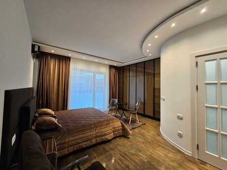 Vurğun Residence kompleksində 4 otaqlı yeni tikili mənzil kirayə verilir, 135 m², 3 000 AZN/ay, şəkil 5 / 12