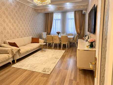Продаётся 2-комнатная квартира в новостройке, Koroğlu, 75 м², 250 000 AZN, фото 2 / 6