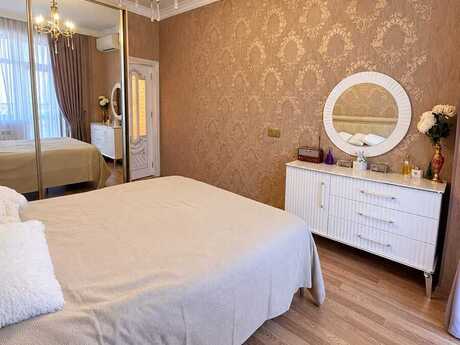 Продаётся 2-комнатная квартира в новостройке, Koroğlu, 75 м², 250 000 AZN, фото 4 / 6