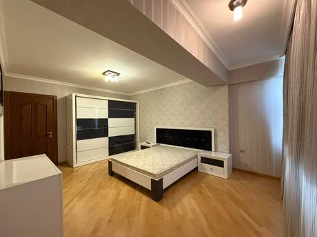 28 Mayda 3 otaqlı yeni tikili mənzil kirayə verilir, 150 m², 1 400 AZN/ay, şəkil 5 / 12