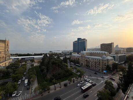 3 otaqlı mənzil, 150 m², 28 May, 1 400 AZN