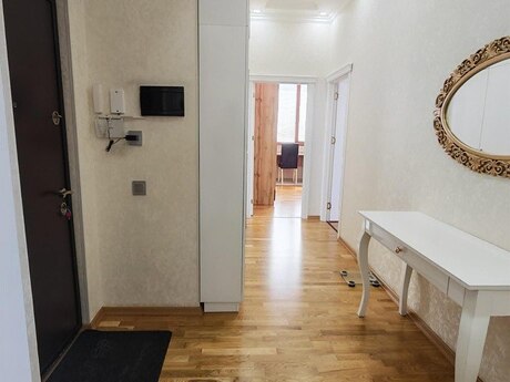 Qara Qarayevdə 3 otaqlı yeni tikili mənzil satılır, 85 m², 270 000 AZN, şəkil 5 / 12