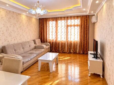 2 otaq · 80 m² · 18/20 mərtəbə, Kosmos