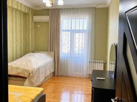 Neftçilərdə 2 otaqlı yeni tikili mənzil kirayə verilir, 90 m², 750 AZN/ay, şəkil 3 / 12