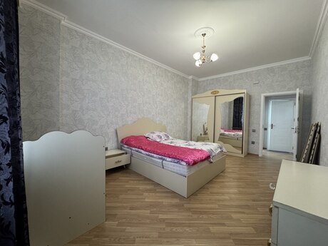 Bayılda 3 otaqlı yeni tikili mənzil kirayə verilir, 120 m², 830 AZN/ay, şəkil 4 / 12