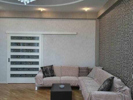 Şah İsmayıl Xətaidə 3 otaqlı yeni tikili mənzil satılır, 140 m², 395 000 AZN, şəkil 4 / 9
