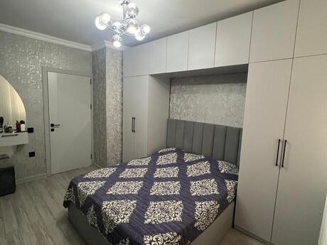 Azadlıq Prospektidə 2 otaqlı köhnə tikili mənzil satılır, 70 m², 215 000 AZN, şəkil 3 / 12