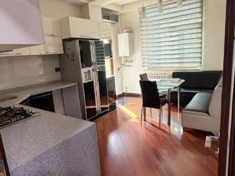 Продаётся 3-комнатная квартира в новостройке, Nizami, 135 м², 435 000 AZN, фото 3 / 11