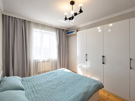 Ceyranbatanda 5 otaqlı köhnə tikili mənzil satılır, 110 m², 179 000 AZN, şəkil 3 / 12