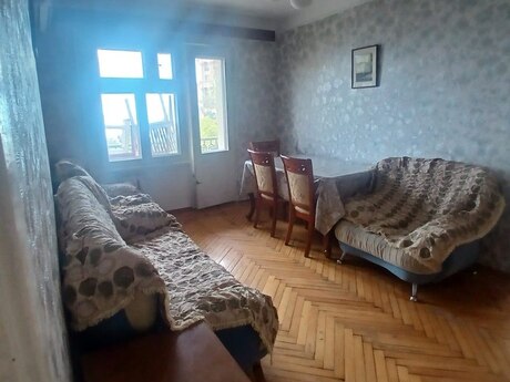 2 otaqlı mənzil, 50 m², İçəri Şəhər, 700 AZN