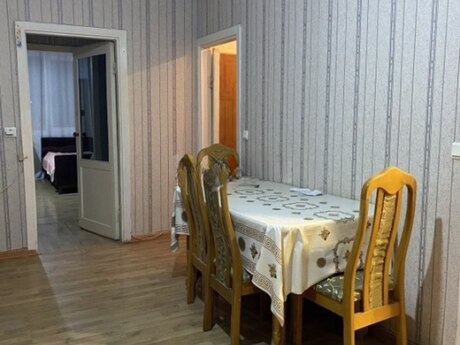 Сдаётся 2-комнатная квартира в старом фонде, Memar Əcəmi, 55 м², 550 AZN/мес, фото 3 / 9