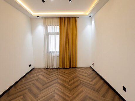 Продаётся 3-комнатная квартира в новостройке, İnşaatçılar, 105 м², 319 000 AZN, фото 2 / 12
