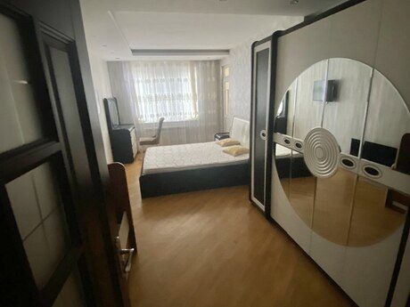 Сдаётся 3-комнатная квартира в новостройке, Nəriman Nərimanov, 160 м², 1 000 AZN/мес, фото 2 / 12