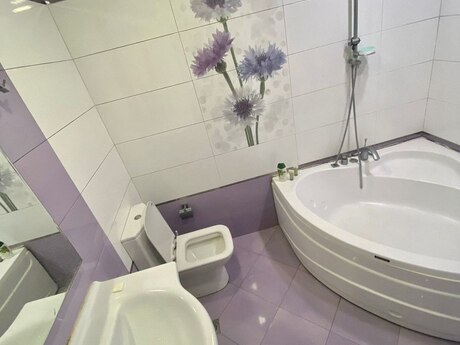 Сдаётся 3-комнатная квартира в новостройке, Nəriman Nərimanov, 160 м², 1 000 AZN/мес, фото 5 / 12