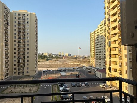 3 otaq · 115 m² · 5/17 mərtəbə, Bayıl