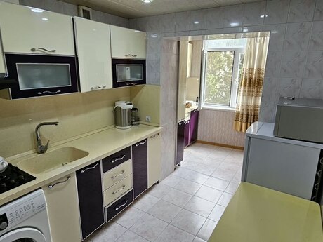 Объявление №6564443 - Баку, м. Иншаатчылар, 2-комн., 65 м², 3/9 этаж