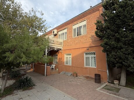 8 otaqlı ev, 250 m², Xəzər, 380 000 AZN