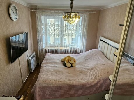 İnşaatçılarda 2 otaqlı köhnə tikili mənzil satılır, 65 m², 220 000 AZN, şəkil 4 / 12