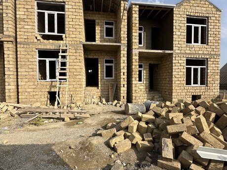 Elan №6564458 - Bakı, Lökbatan q., 5 otaqlı, 180 m²