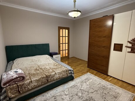 28 Mayda 3 otaqlı köhnə tikili mənzil kirayə verilir, 100 m², 1 099 AZN/ay, şəkil 5 / 11