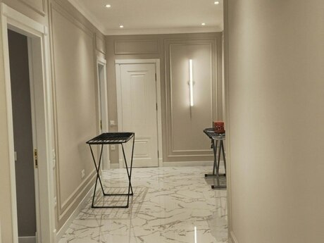 2 otaqlı mənzil, 65 m², İnşaatçılar, 550 AZN