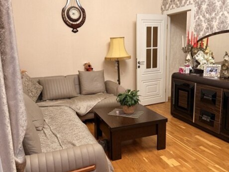 2 otaq · 75 m² · 10/16 mərtəbə, Neftçilər