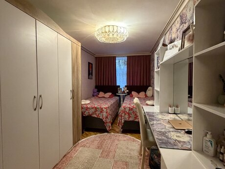 İnşaatçılarda 4 otaqlı köhnə tikili mənzil satılır, 135 m², 295 000 AZN, şəkil 3 / 10