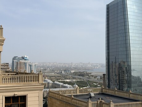 28 Mayda 3 otaqlı yeni tikili mənzil satılır, 202 m², 899 000 AZN, şəkil 4 / 12
