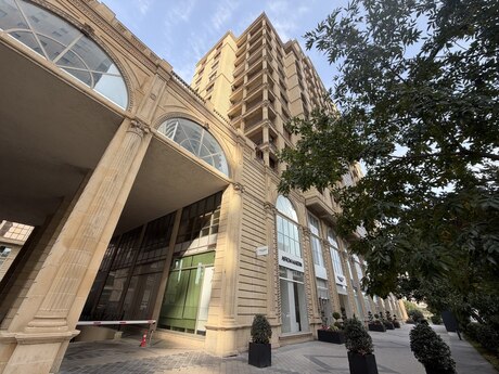 28 Mayda 3 otaqlı yeni tikili mənzil satılır, 202 m², 899 000 AZN, şəkil 2 / 12