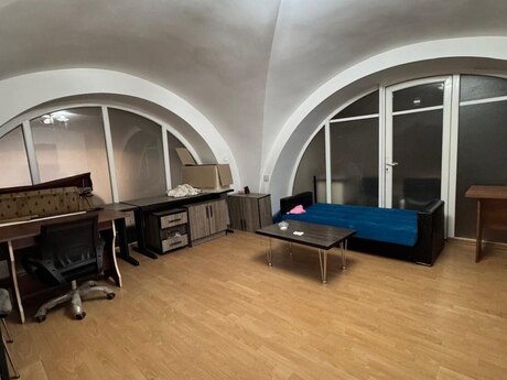 2 otaqlı mənzil, 40 m², İçəri Şəhər, 550 AZN
