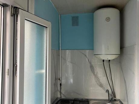 28 Mayda 2 otaqlı köhnə tikili mənzil kirayə verilir, 60 m², 700 AZN/ay, şəkil 5 / 9