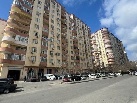 2 otaq · 74 m² · 9/12 mərtəbə, İnşaatçılar