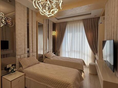 Сдаётся 3-комнатная квартира в новостройке, ЖК Grand Hayat, 145 м², 2 200 AZN/мес, фото 5 / 12