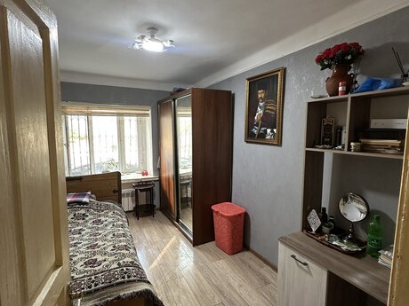 Elmlər Akademiyasında 3 otaqlı köhnə tikili mənzil satılır, 42 m², 180 000 AZN, şəkil 3 / 12