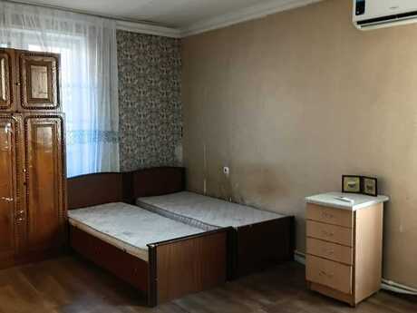 Bakıxanovda 1 otaqlı köhnə tikili mənzil kirayə verilir, 40 m², 400 AZN/ay, şəkil 2 / 10
