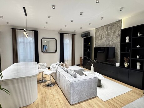 2 otaqlı mənzil, 140 m², Gumush Residence, 2 500 AZN