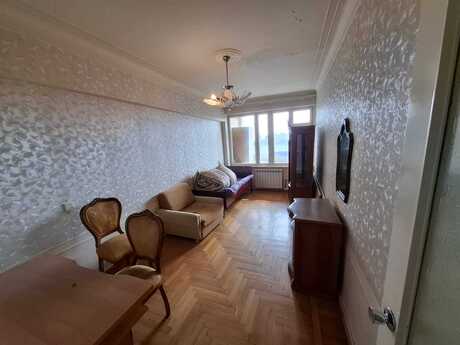 Nəsimidə 4 otaqlı köhnə tikili mənzil satılır, 110 m², 270 000 AZN, şəkil 3 / 12