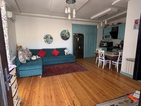Продаётся 7-комнатный дом, Saray, 400 м², 215 000 AZN, фото 2 / 12