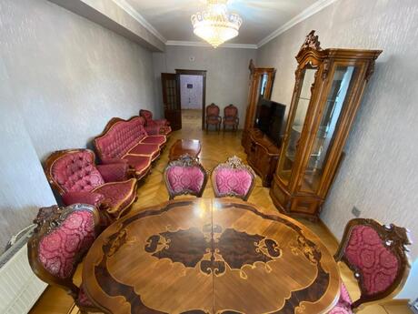 Elan №6564914 - Bakı, İnşaatçılar m., 3 otaqlı, 130 m², 3/17 mərtəbə