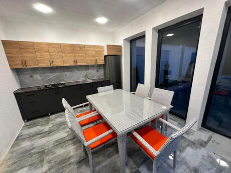 Şüvəlanda 4 otaqlı həyət evi satılır, 3 m², 265 000 AZN, şəkil 5 / 12