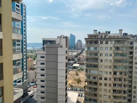 Şah İsmayıl Xətaidə 3 otaqlı yeni tikili mənzil kirayə verilir, 100 m², 950 AZN/ay, şəkil 2 / 12