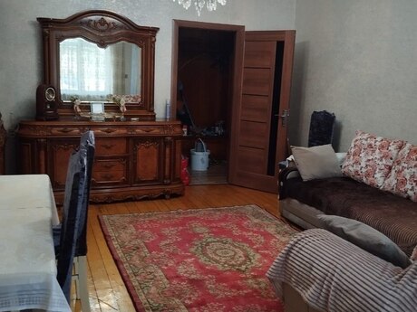 Bakıxanovda 3 otaqlı yeni tikili mənzil kirayə verilir, 100 m², 700 AZN/ay, şəkil 2 / 12