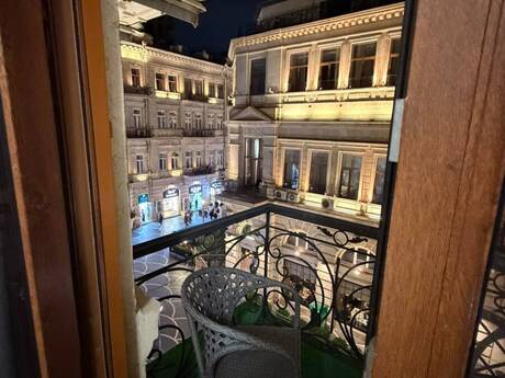 2 otaqlı mənzil, 50 m², Sahil, 1 799 AZN