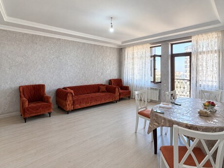 3 otaq · 95 m² · 8/16 mərtəbə, Jasmine Park