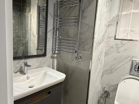 2-room new-build apartment for rent in Melissa Park, 52 m², 700 AZN/mo, photo 4 / 5