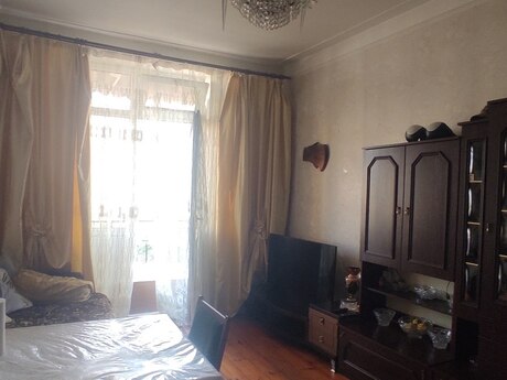 Продаётся 2-комнатная квартира в старом фонде, Şah İsmayıl Xətai, 60 м², 174 000 AZN, фото 4 / 12