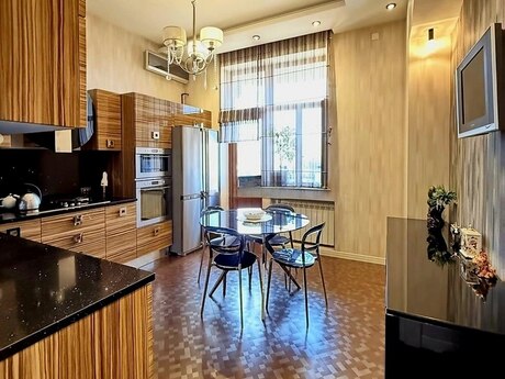 İçəri Şəhərdə 3 otaqlı yeni tikili mənzil satılır, 120 m², 549 000 AZN, şəkil 5 / 9